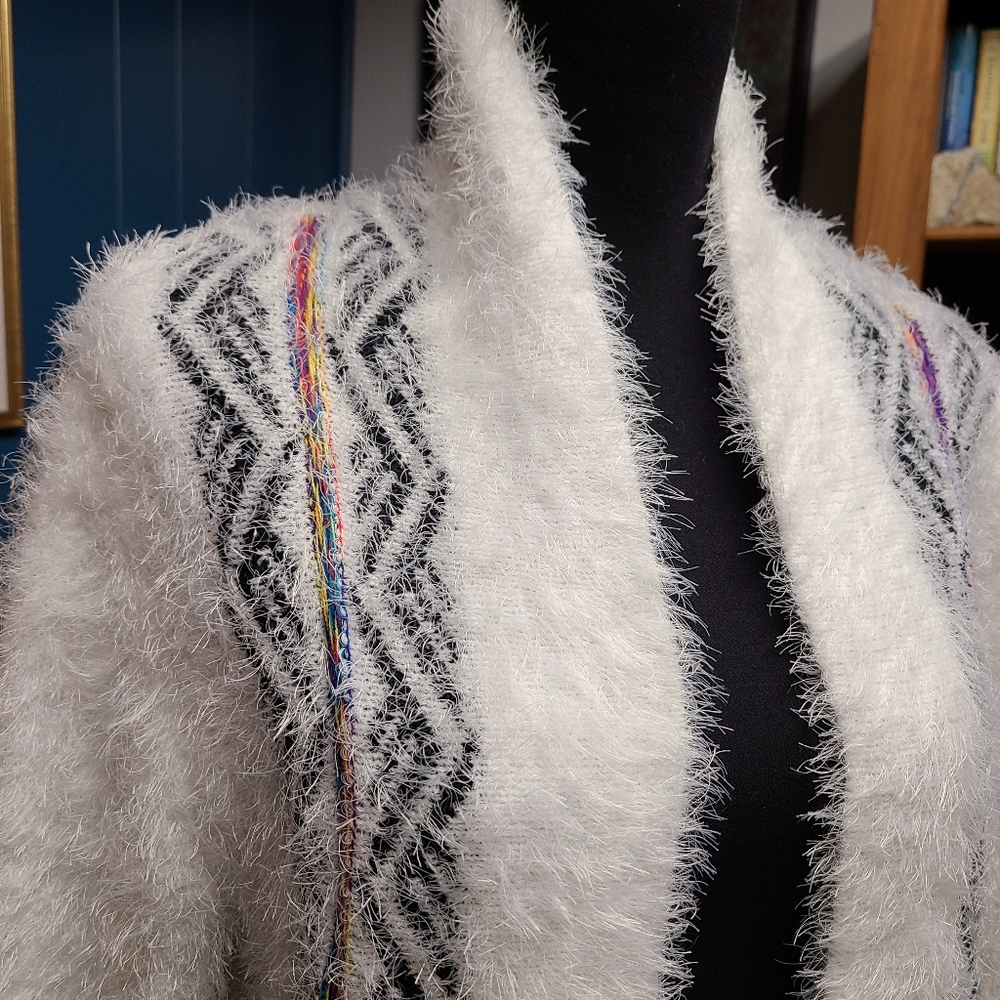 NWT Northern Angel Long Fuzzy Cardigan Size M - Picture 2 of 7
